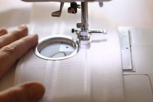 Sewing curtain using a sewing machine for beginners