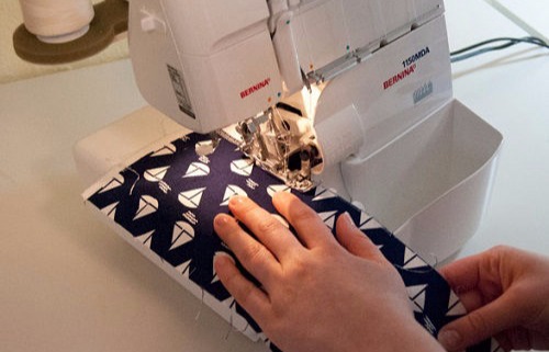 Use a serger for sewing jersey fabric